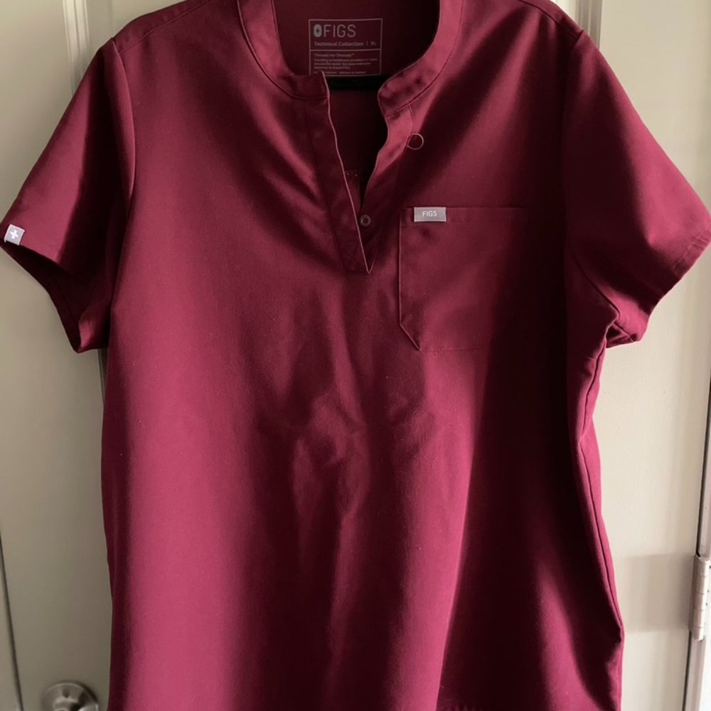Figs Kitale maternity scrub top XL burgundy